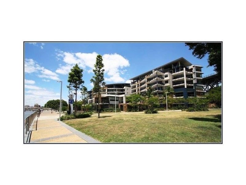 105/1 Holman St, Kangaroo Point QLD 4169