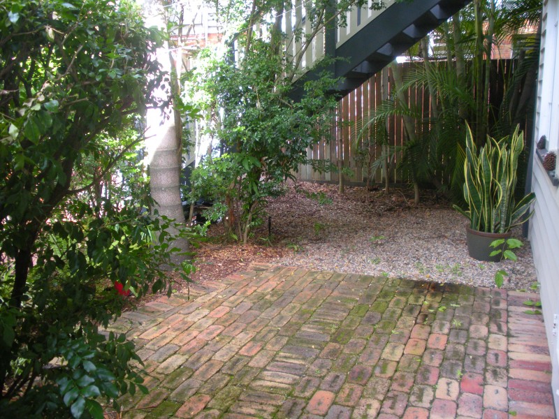 3/64 Mark Street, New Farm QLD 4005