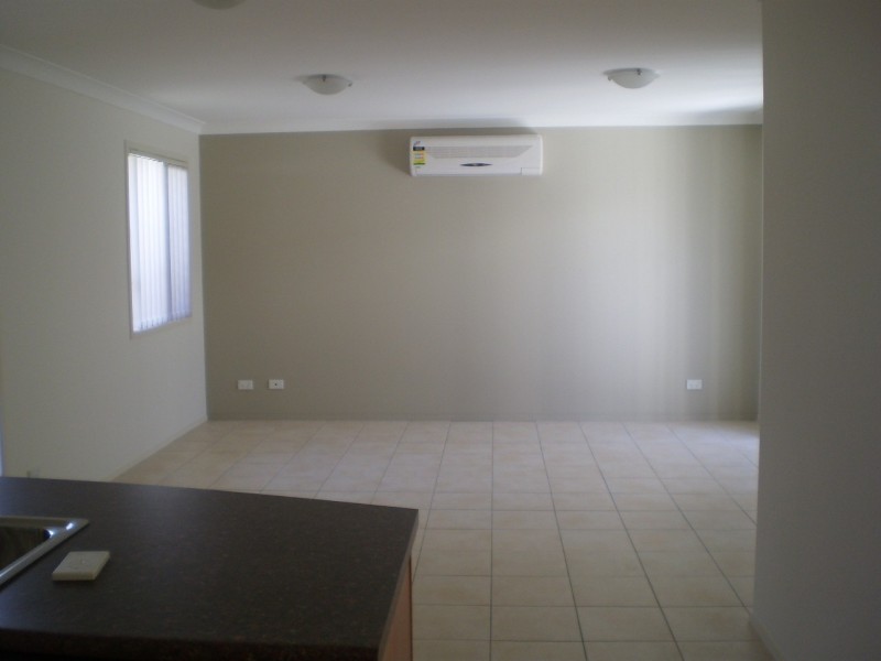 Rothwell QLD 4022
