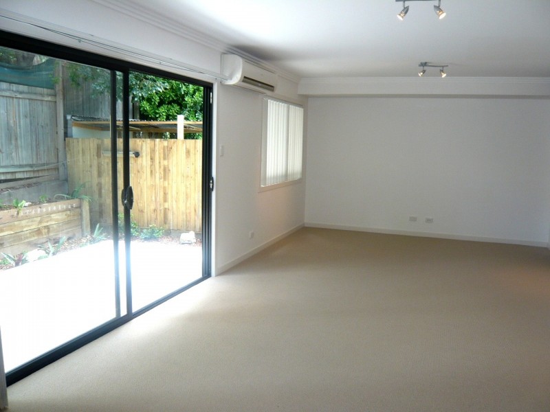 1/112 Kennigo Street, Spring Hill QLD 4000