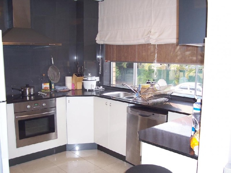 1/394 Sandgate Road, Albion QLD 4010