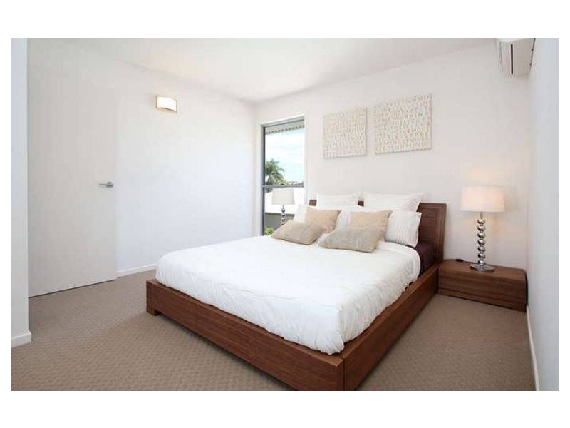 2/8 Shamrock Street, Gordon Park QLD 4031
