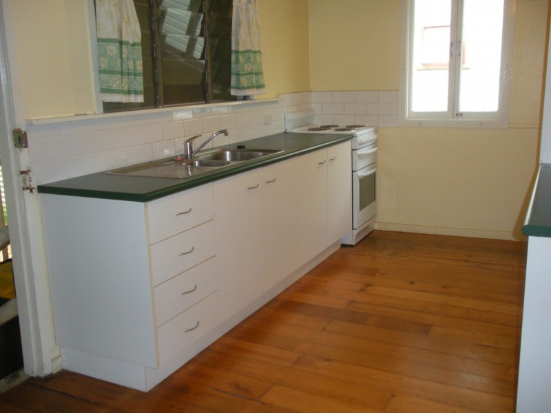 16 Lucy St, Albion QLD 4010