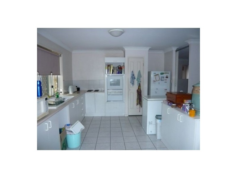 140 Warrigal Rd, Runcorn QLD 4113