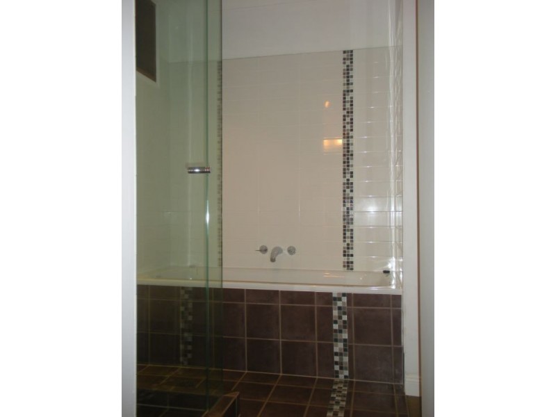 10b Cintra Road, Bowen Hills QLD 4006