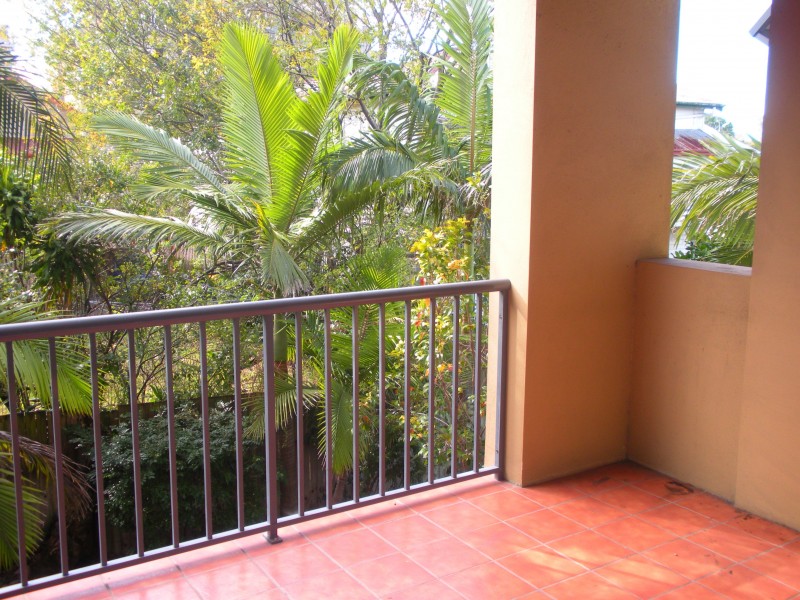 1/29 Bell St, Kangaroo Point QLD 4169