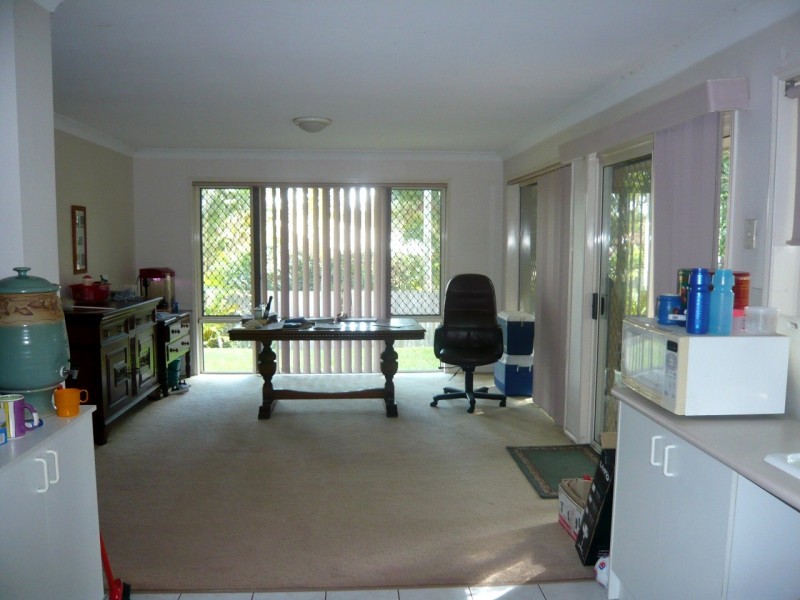 140 Warrigal Rd, Runcorn QLD 4113