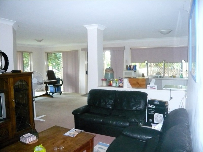 140 Warrigal Rd, Runcorn QLD 4113