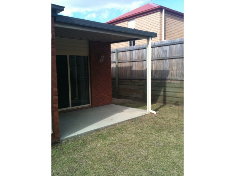 4 Zenith Way, Springfield Lakes QLD 4300