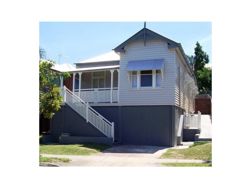 4A Lower Clifton Terrace, Red Hill QLD 4059
