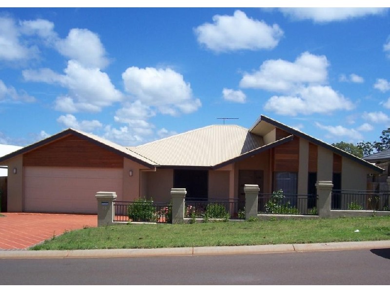 14 Cole St, Redland Bay QLD 4165