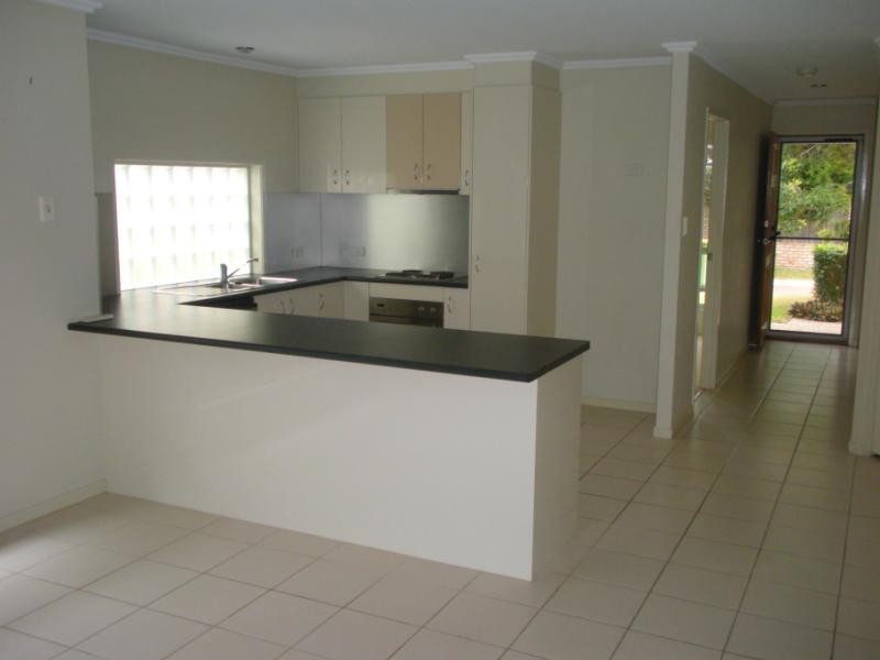 2 Merle Court, Birkdale QLD 4159