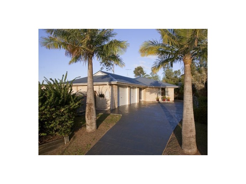 12 WANDA CT, Albany Creek QLD 4035
