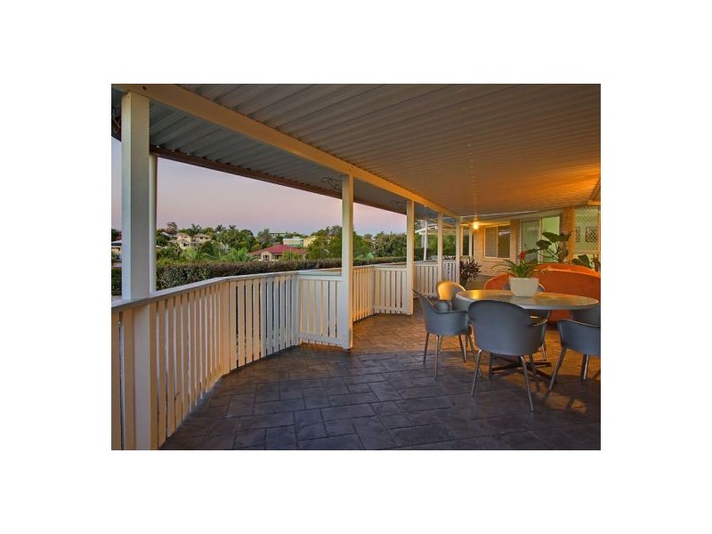 12 WANDA CT, Albany Creek QLD 4035