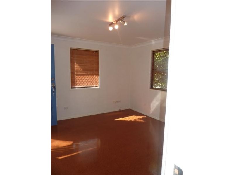 50 Railway Tce, Dutton Park QLD 4102