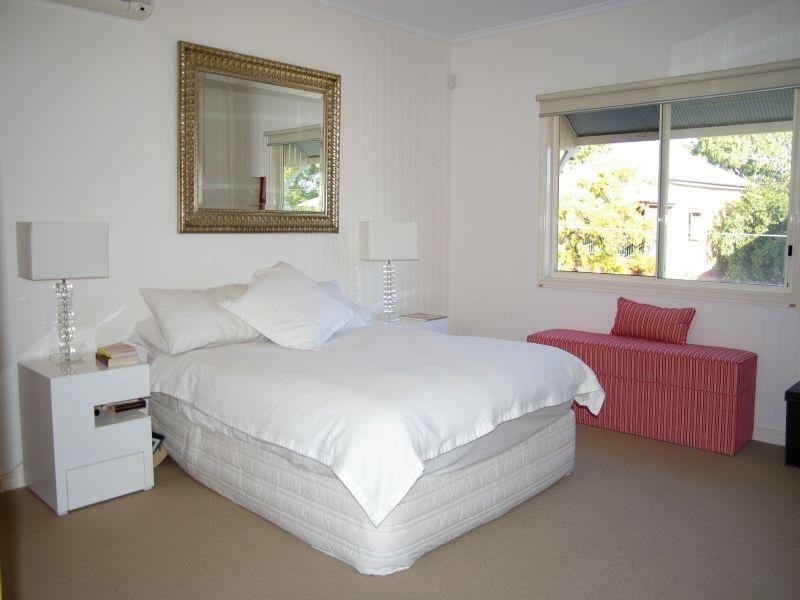 31 Redfern Street, Woolloongabba QLD 4102