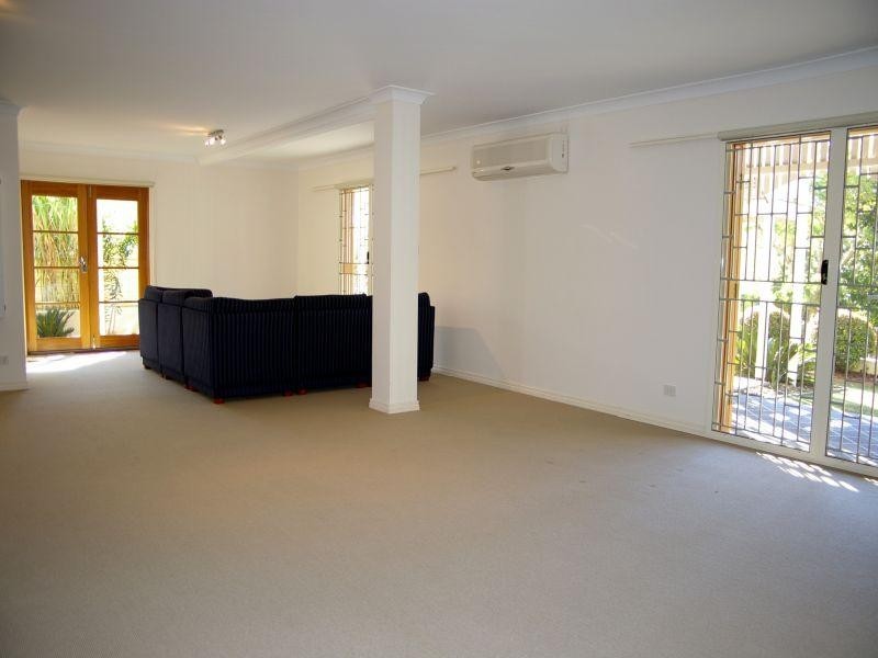 31 Redfern Street, Woolloongabba QLD 4102