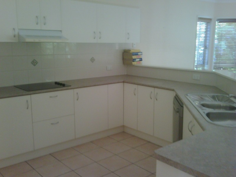 11 Palmetto Place, Bridgeman Downs QLD 4035