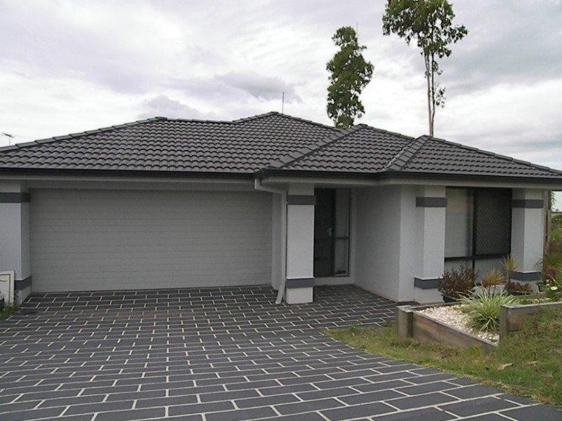 74 Jezabel Dr, Springfield Lakes QLD 4300