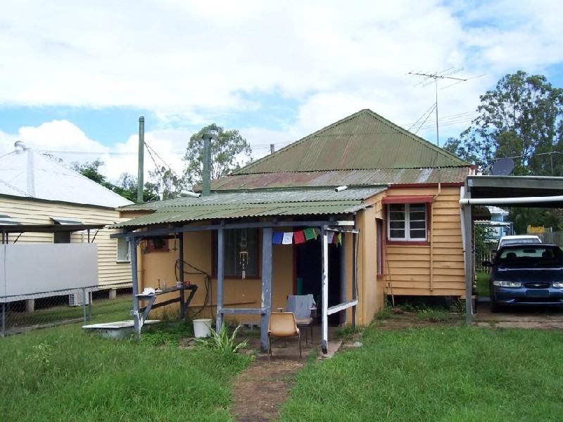 2 ROSS ST, Ebbw Vale QLD 4304