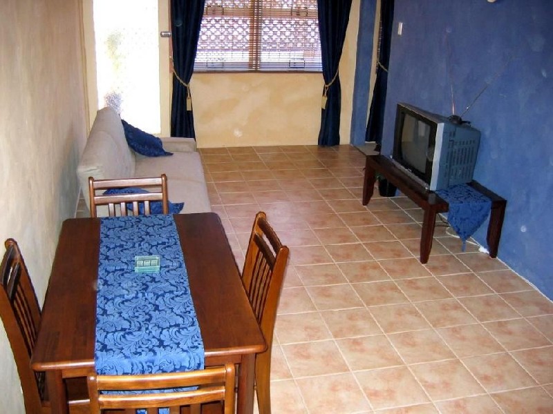 37 Dansie St, Greenslopes QLD 4120