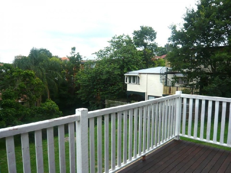 352 Milton Rd, Auchenflower QLD 4066