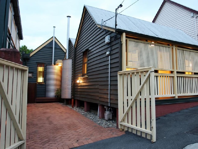 71 Isaac Street, Spring Hill QLD 4000