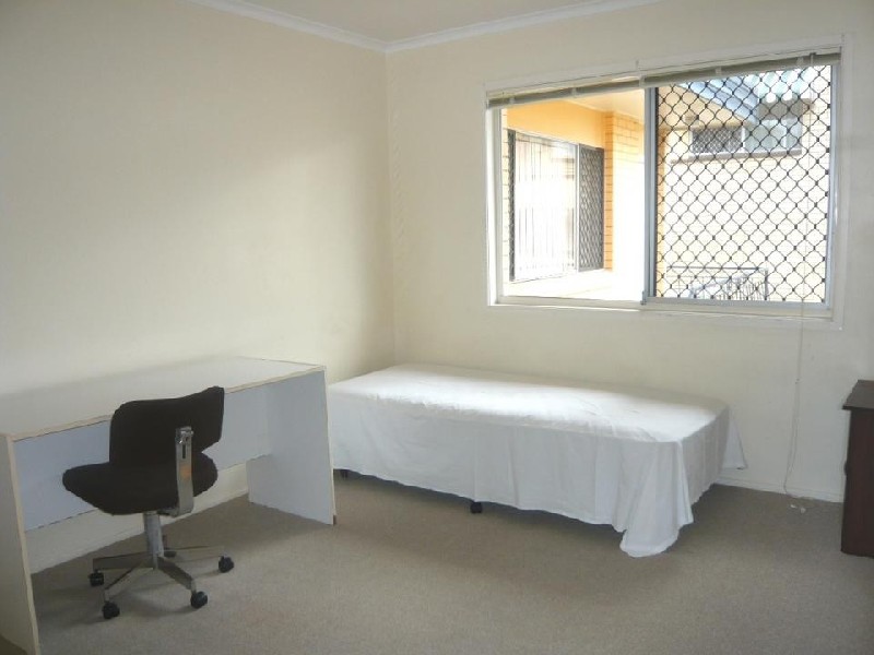 153 Clarence Rd, Indooroopilly QLD 4068