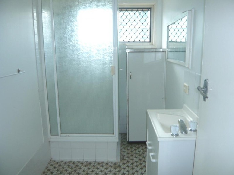 153 Clarence Rd, Indooroopilly QLD 4068