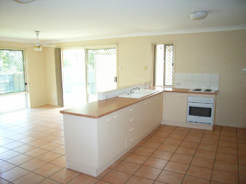 46 Tewantin Way, Forest Lake QLD 4078