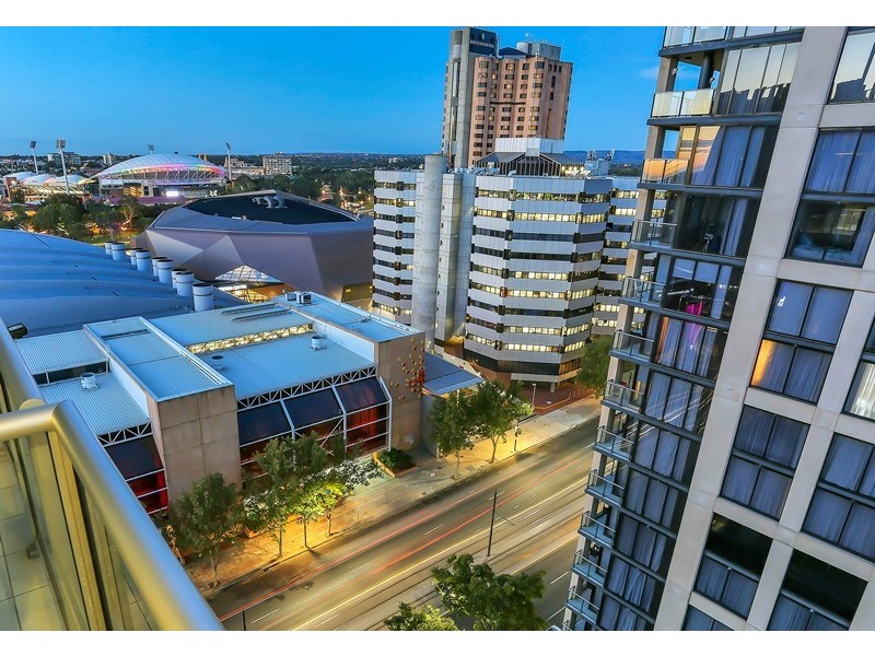 1605/96 North Terrace, Adelaide SA 5000