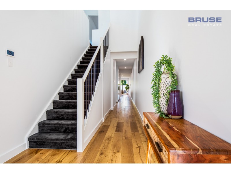 11A & 11B Jenkins Avenue, Rostrevor SA 5073