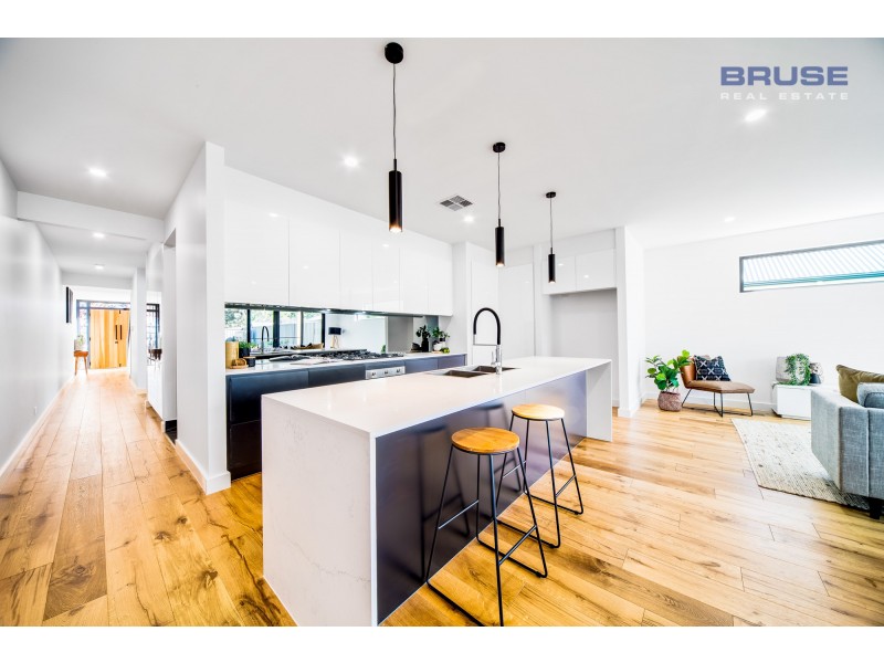 11A & 11B Jenkins Avenue, Rostrevor SA 5073
