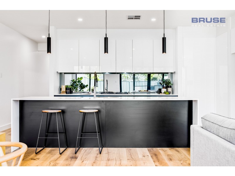 11A & 11B Jenkins Avenue, Rostrevor SA 5073