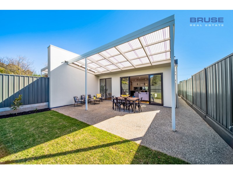 11A & 11B Jenkins Avenue, Rostrevor SA 5073