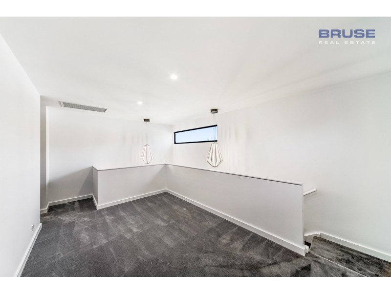 11A & 11B Jenkins Avenue, Rostrevor SA 5073