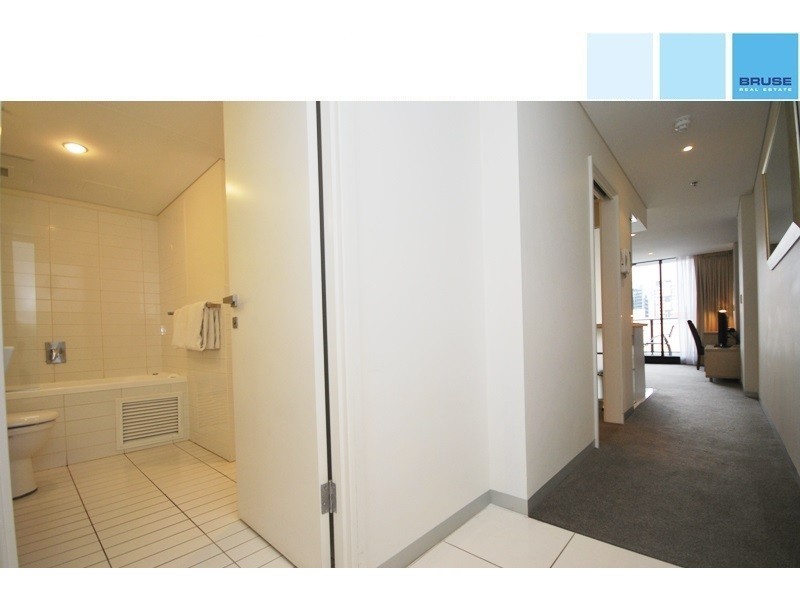 808/102 – 105 North Terrace, Adelaide SA 5000