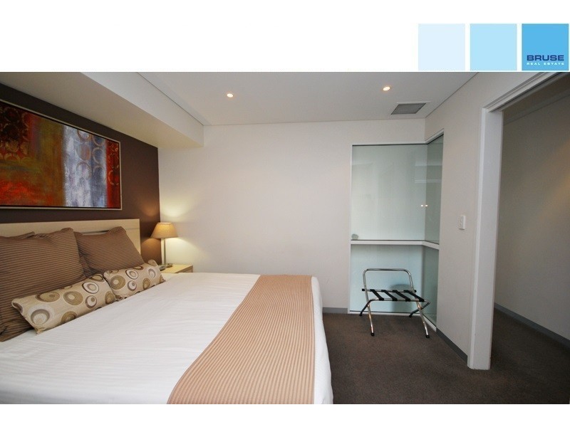 808/102 – 105 North Terrace, Adelaide SA 5000