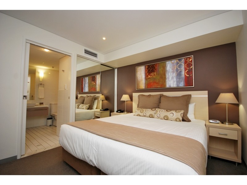 809/102 – 105 North Terrace, Adelaide SA 5000