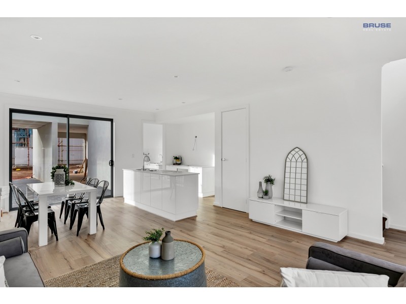 1, 5 & 8/2 La Scala Court, Paradise SA 5075