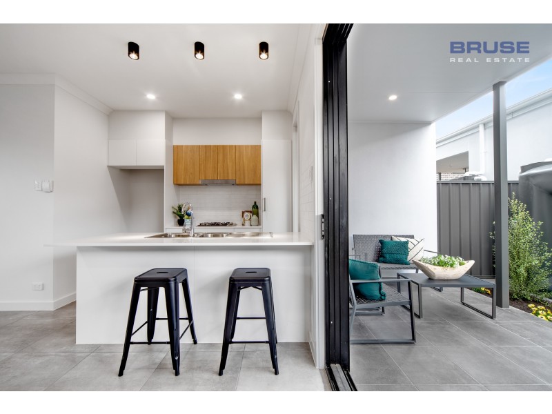 1 & 3/ 3 Ind Street, Paradise SA 5075