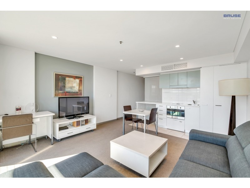 604/102 – 105 North Terrace, Adelaide SA 5000