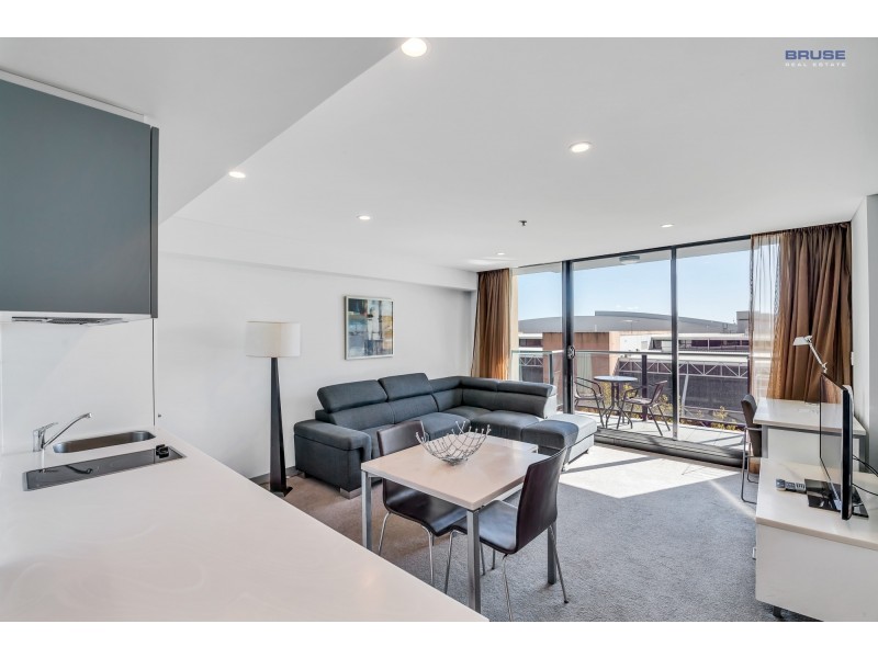 604/102 – 105 North Terrace, Adelaide SA 5000