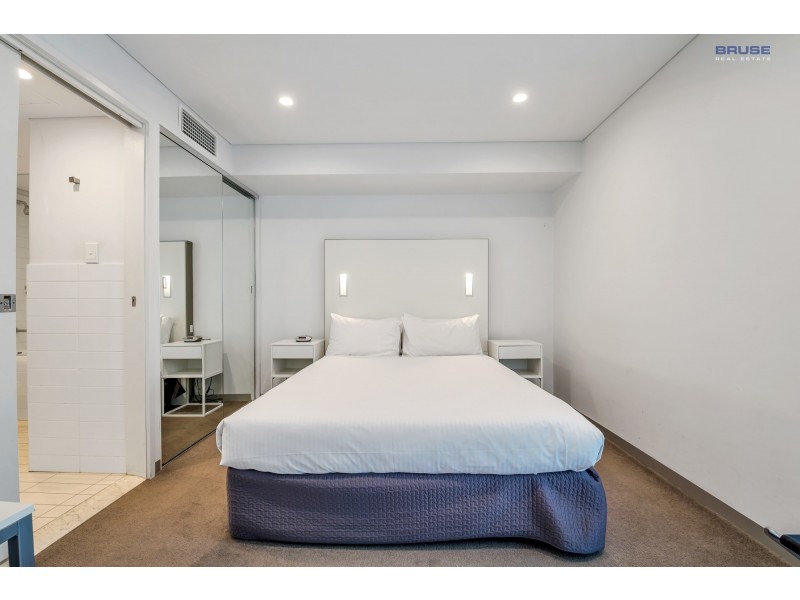 604/102 – 105 North Terrace, Adelaide SA 5000