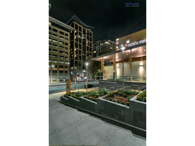 604/102 – 105 North Terrace, Adelaide SA 5000