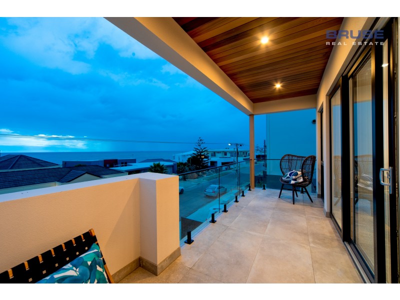 118 Seaview Road, Tennyson SA 5022