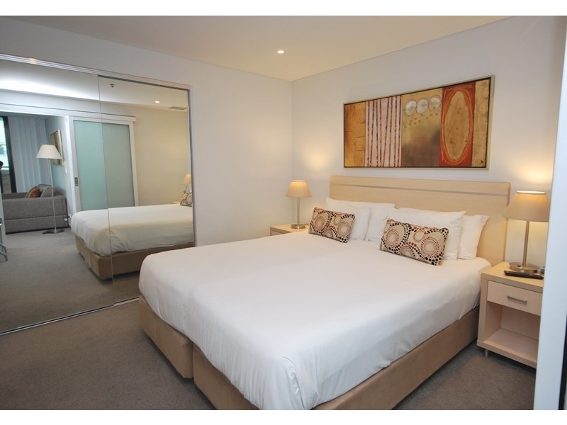 301/102 – 105 North Terrace, Adelaide SA 5000