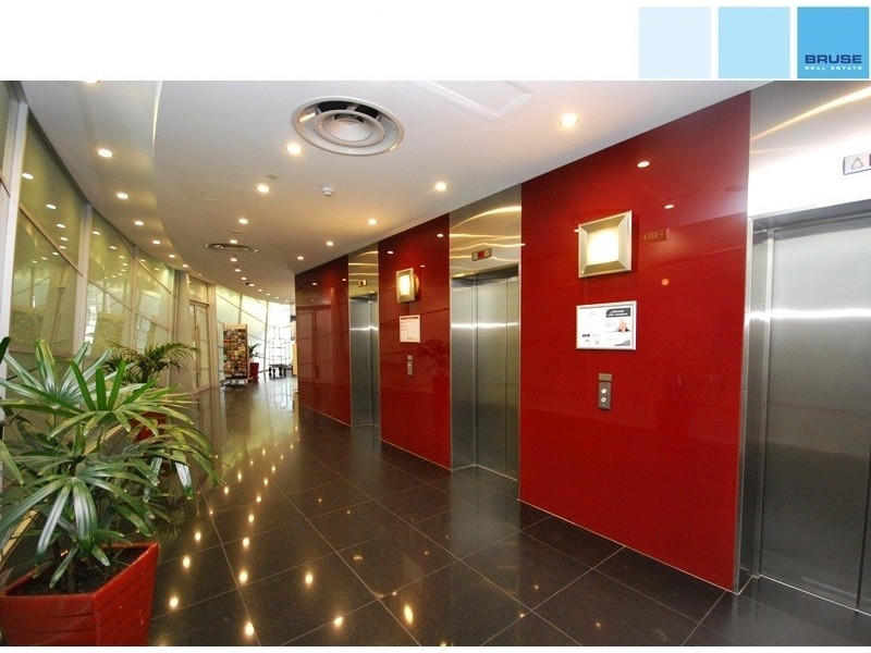 301/102 – 105 North Terrace, Adelaide SA 5000