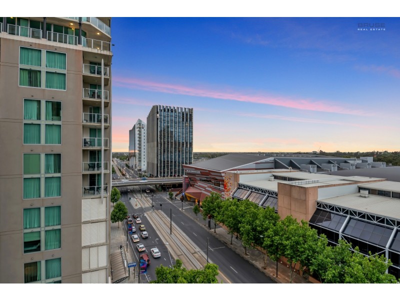 902/102 – 105 North Terrace, Adelaide SA 5000