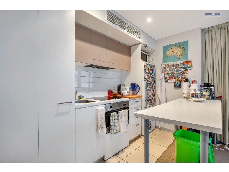 902/102 – 105 North Terrace, Adelaide SA 5000